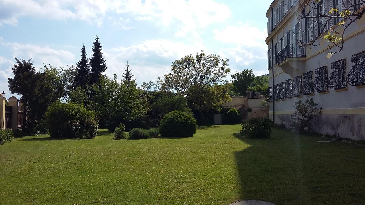 Schloss 굼폴드스키르첸 외부 사진